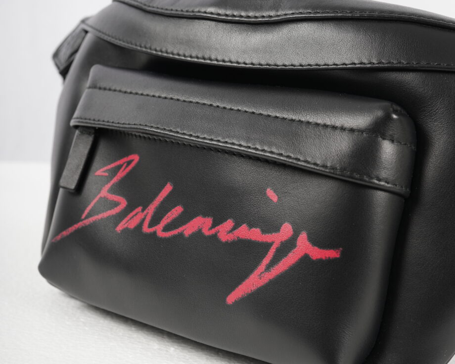 BALENCIAGA_Everyday_waist_bag_red_logo_3.jpg