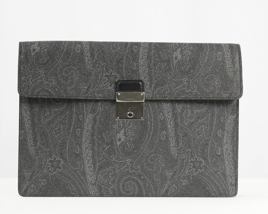 ETRO_Clutch_Bag_1.jpg