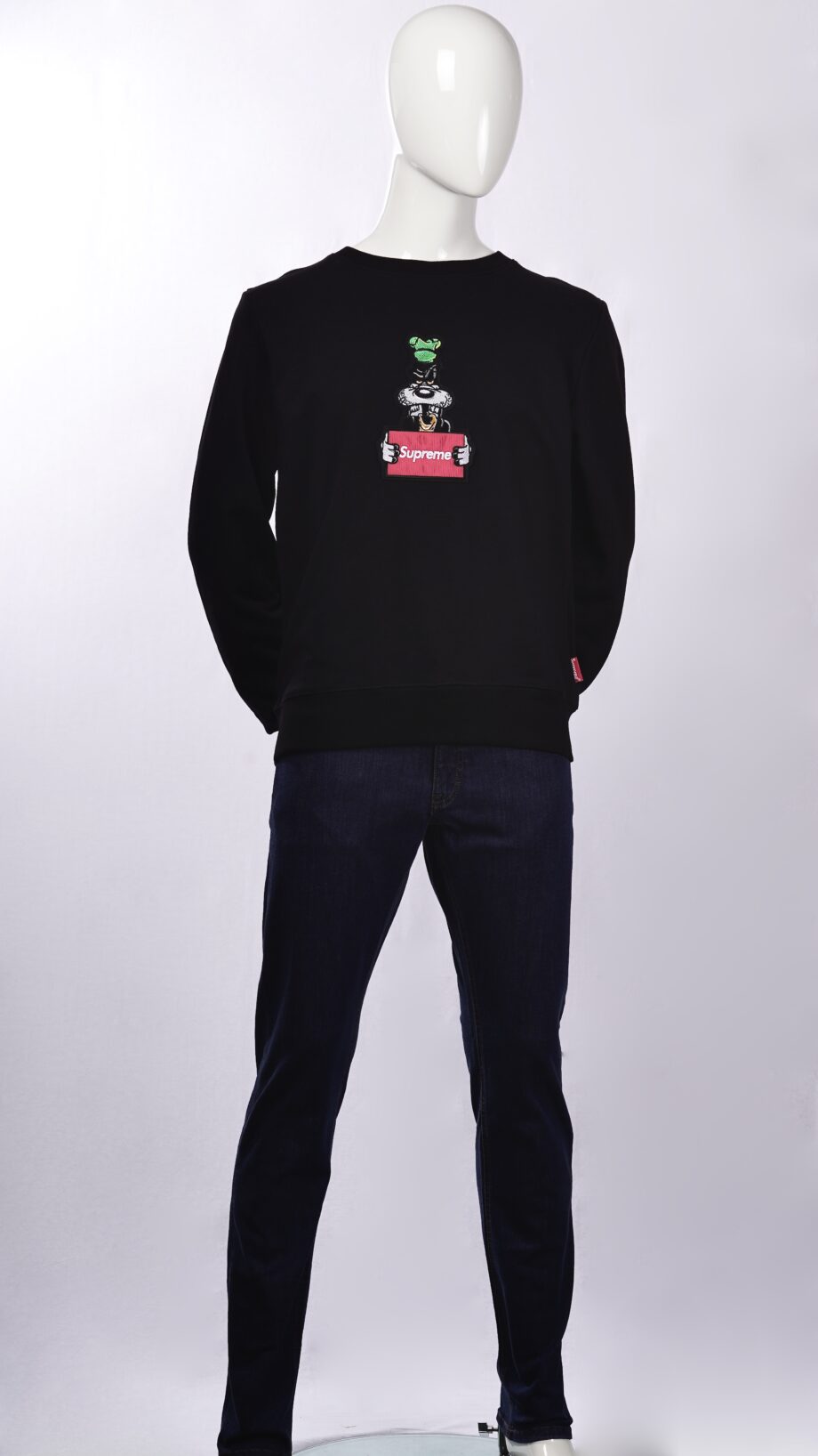 SUPREME_SPAIN_sweater_with_embroidered_goofy_print_3.jpeg